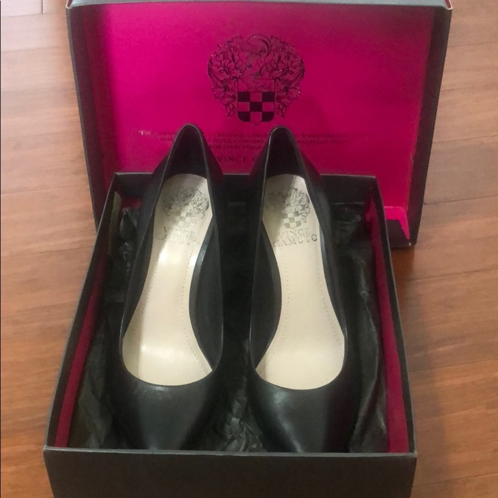 Vince Camuto Blk Heels 6.5M
